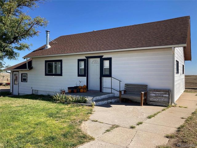 $350,000 | 755 North 2nd Street East | Cheyenne Wells