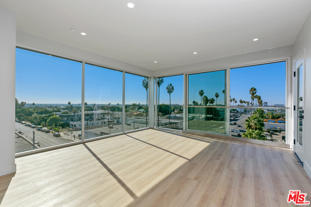 a room with natural light and lots of green space