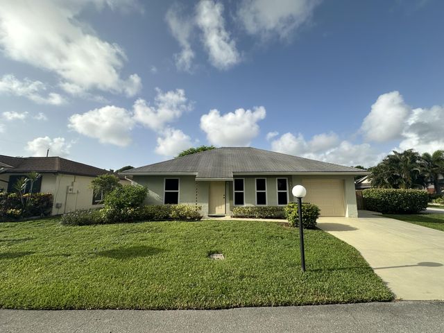 $409,000 | 4634 Pine Grove Drive | Delray Beach