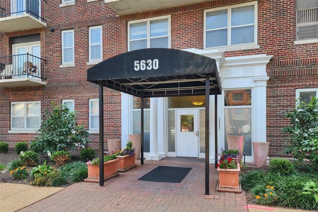 $147,900 | 5630 Pershing Avenue, Unit 12 | DeBaliviere Place