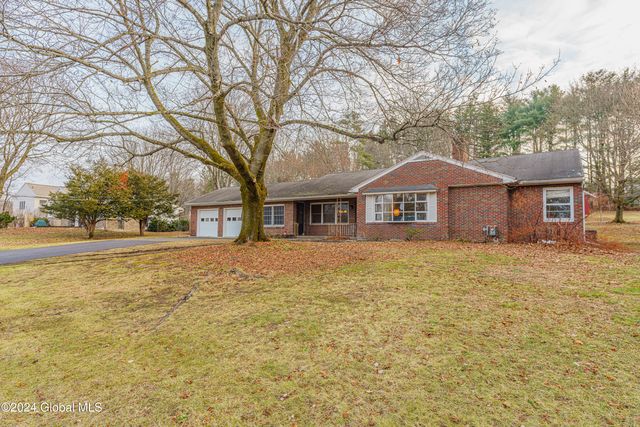 $469,900 | 45 Bradt Road | Clifton Park