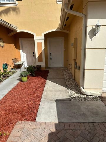 $2,975 | 6410 Catalina Lane, Unit 6410 | The Mainlands of Tamarac Lakes