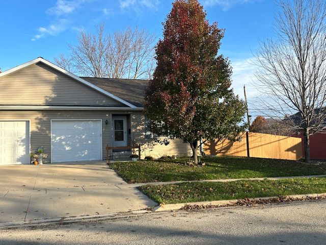 $179,900 | 315 6th Avenue | Rochelle