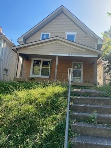 $98,500 | 725 Stewart Avenue | Northeast Kansas City