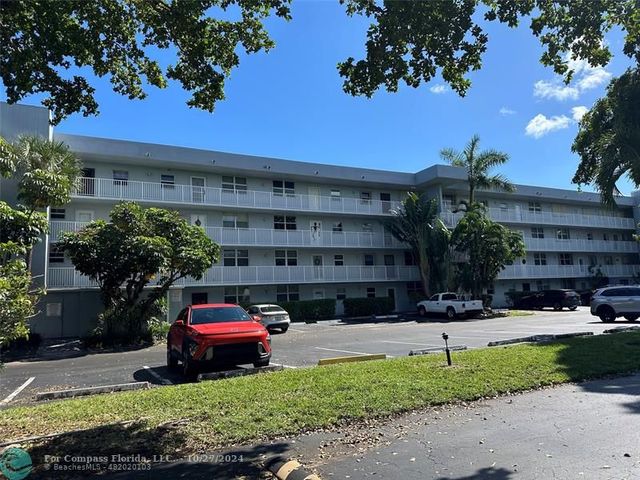 $137,500 | 106 Royal Park Drive, Unit 2C | Royal Palm Isles