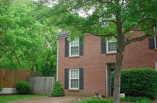 $2,550 | 1129 West Main Street, Unit 13 | Central Franklin