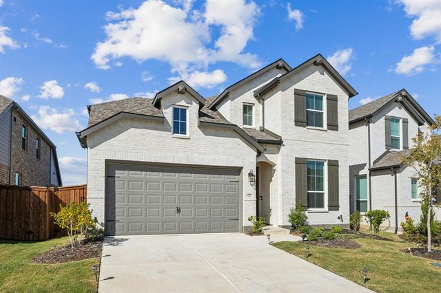 $524,900 | 4707 Pin Oak Court