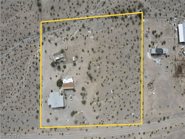 $260,000 | 2401 Winona Way | Pahrump