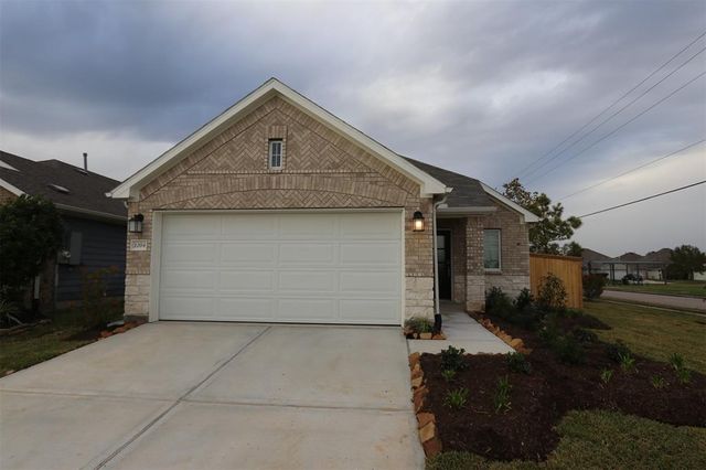 $294,990 | 1204 Colt Canyon Drive | Alvin