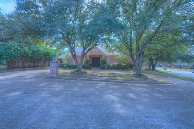 $599,000 | 6636 Carston Court | North Richland Hills