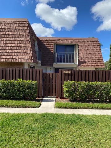 $2,200 | 3021 Southwest Sunset Trace Circle | Palm City