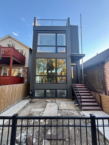 $1,999,999 | 2119 West Huron Street | West Town