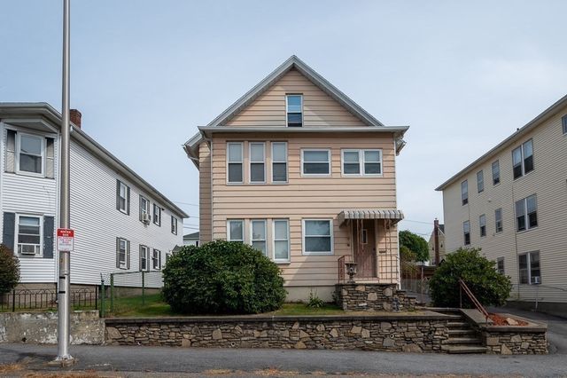 $2,200 | 18 Prentice Street, Unit 1 | East Worcester