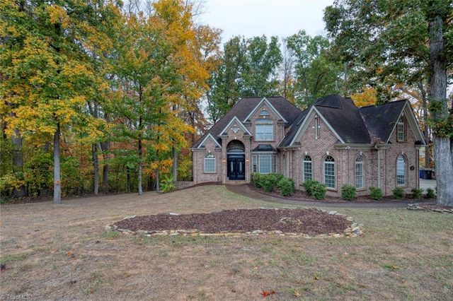 $629,000 | 549 Doe Run Drive | Kernersville