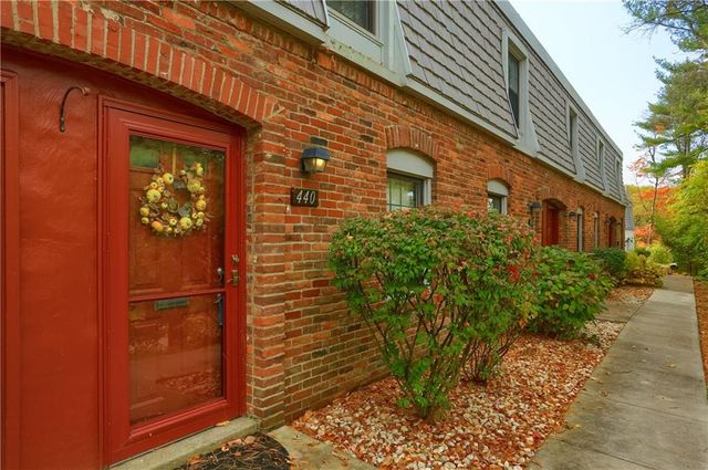 $169,900 | 440 Country View Court | Pennsbury Village