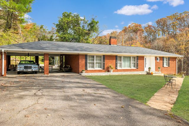 $699,000 | 404 C Vanhook Drive | Ashland City