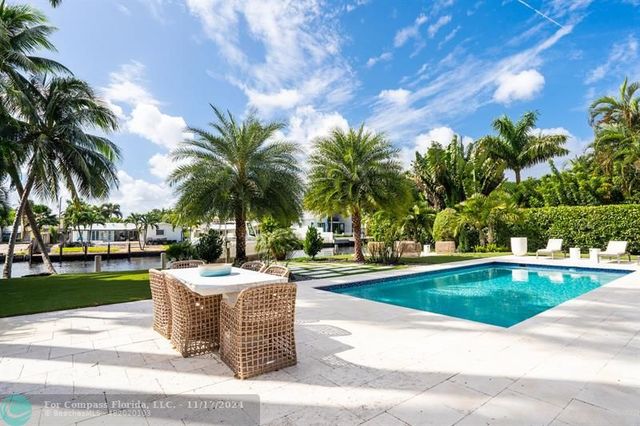 $3,990,000 | 2525 Middle River Drive | Coral Ridge