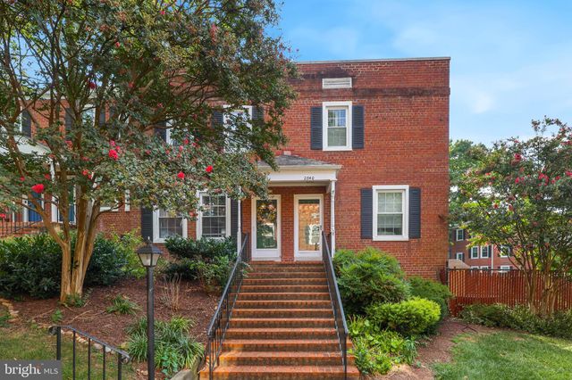 $595,900 | 2842 South Columbus Street | Alexandria West