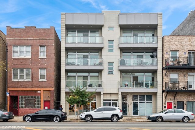 $749,900 | 1310 North Western Avenue, Unit 4 | Wicker Park