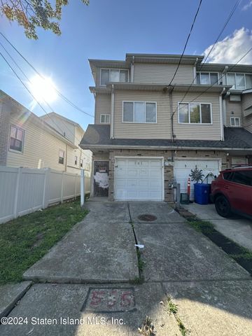 $499,999 | 565 Quincy Avenue | Ocean Breeze