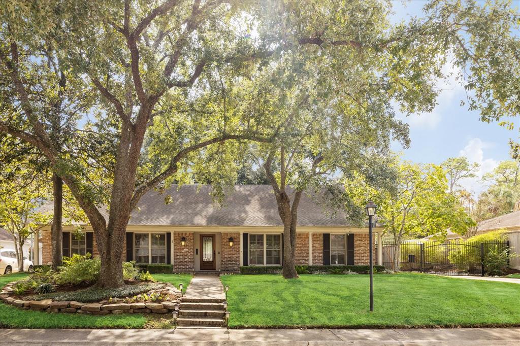 front view of house with a yard