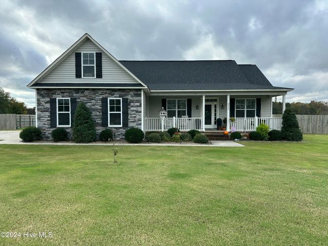 $349,900 | 3984 Norris Store Road | Ayden Township - Pitt County