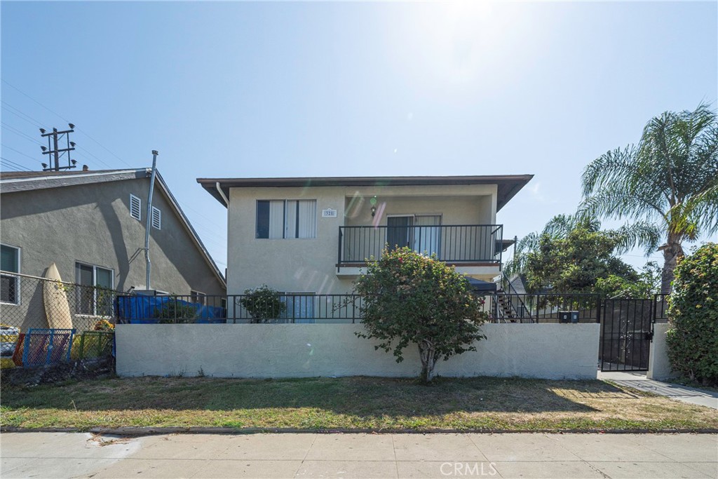 a view of house with outdoor space