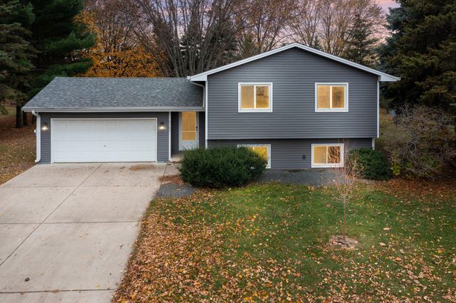 $360,000 | 9761 97th Place North | Maple Grove