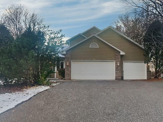 $3,315 | 8601 Upland Lane North | Maple Grove