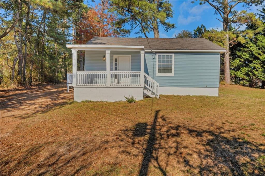 front view of house with a yard