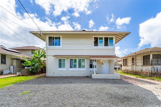 $1,298,000 | 737 Hauʻoli Street | McCully