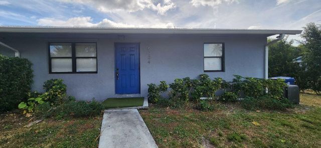 $2,495 | 6224 Francis Street | North Palm Beach Heights