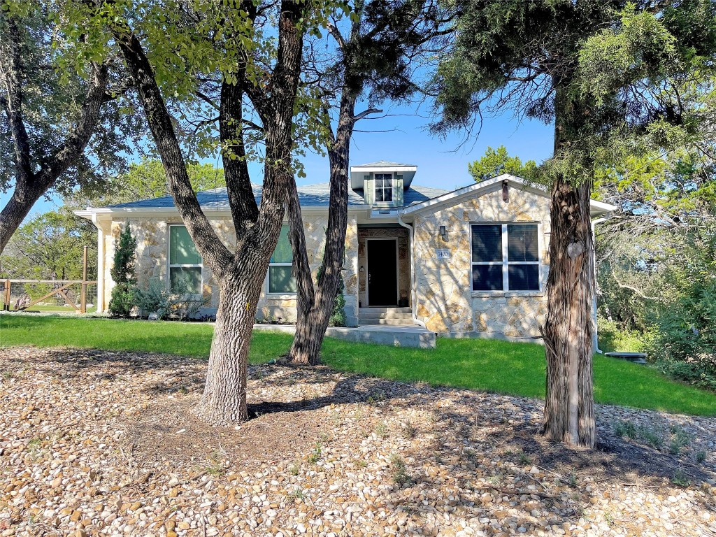 Stunning 2020 home with gorgeous exterior featuring Austin stone.