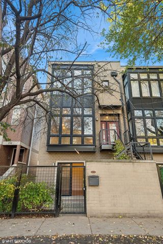 $850,000 | 2750 North Paulina Street | Lincoln Park