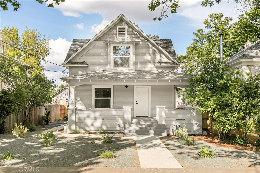 a view of a house with a outdoor space