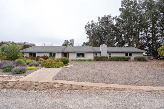 $1,375,000 | 564 Matilija Lane | Callender