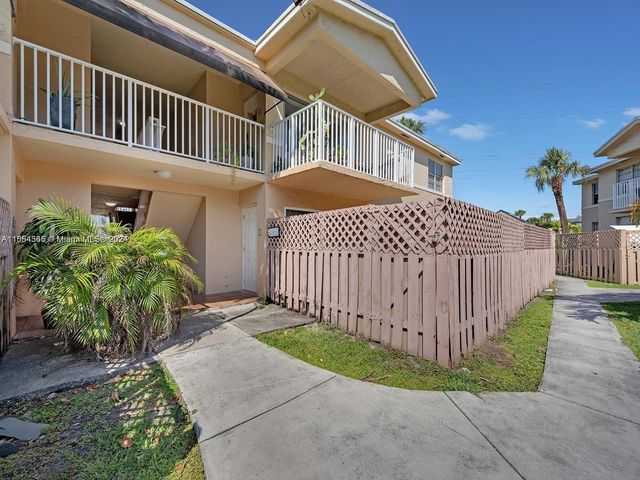 $2,000 | 4460 Northwest 79th Avenue, Unit 1C | Doral