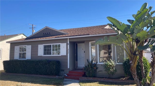 $3,500 | 4202 Los Coyotes Diagonal | Carson Park