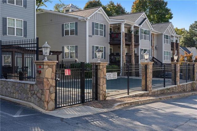 $313,500 | 1102 Madison Ln S East, Unit 1102 | Madison at Village Green