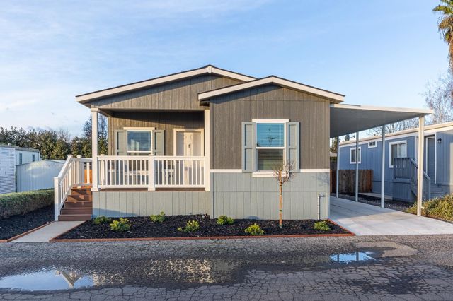 $209,000 | 2307 Oakdale Road, Unit 43 | Northeast Modesto