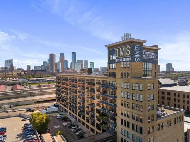 $2,495 | 290 Market Street, Unit 706 | Summer-Glenwood