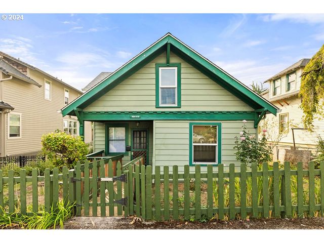 $375,000 | 1924 H Street | Arnada