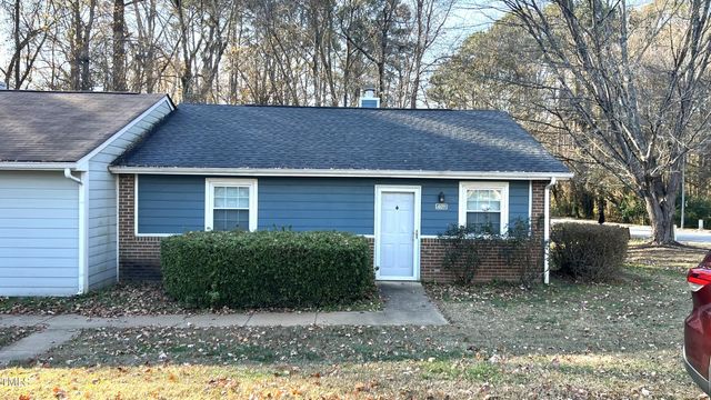 $209,500 | 409 Kentucky Drive | White Oak