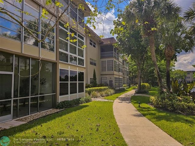 $135,000 | 3531 Northwest 50th Avenue, Unit 614 | Lauderdale Lakes West Gate