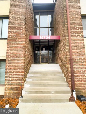 $2,000 | 15704 Dorset Road, Unit 304 | Laurel