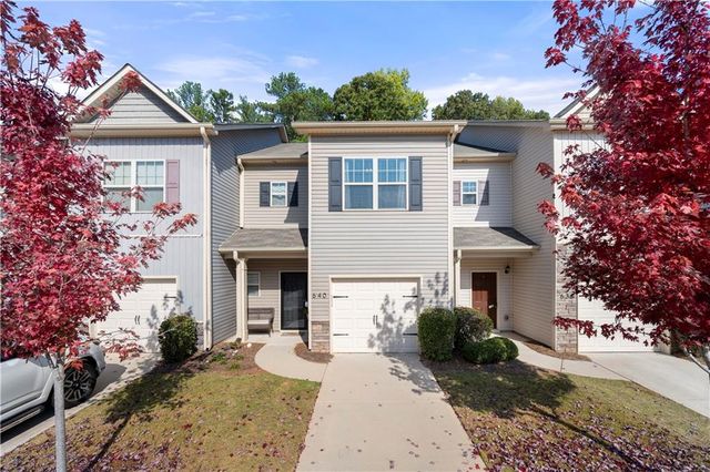 $320,000 | 640 Oakside Place | Ridge Mill