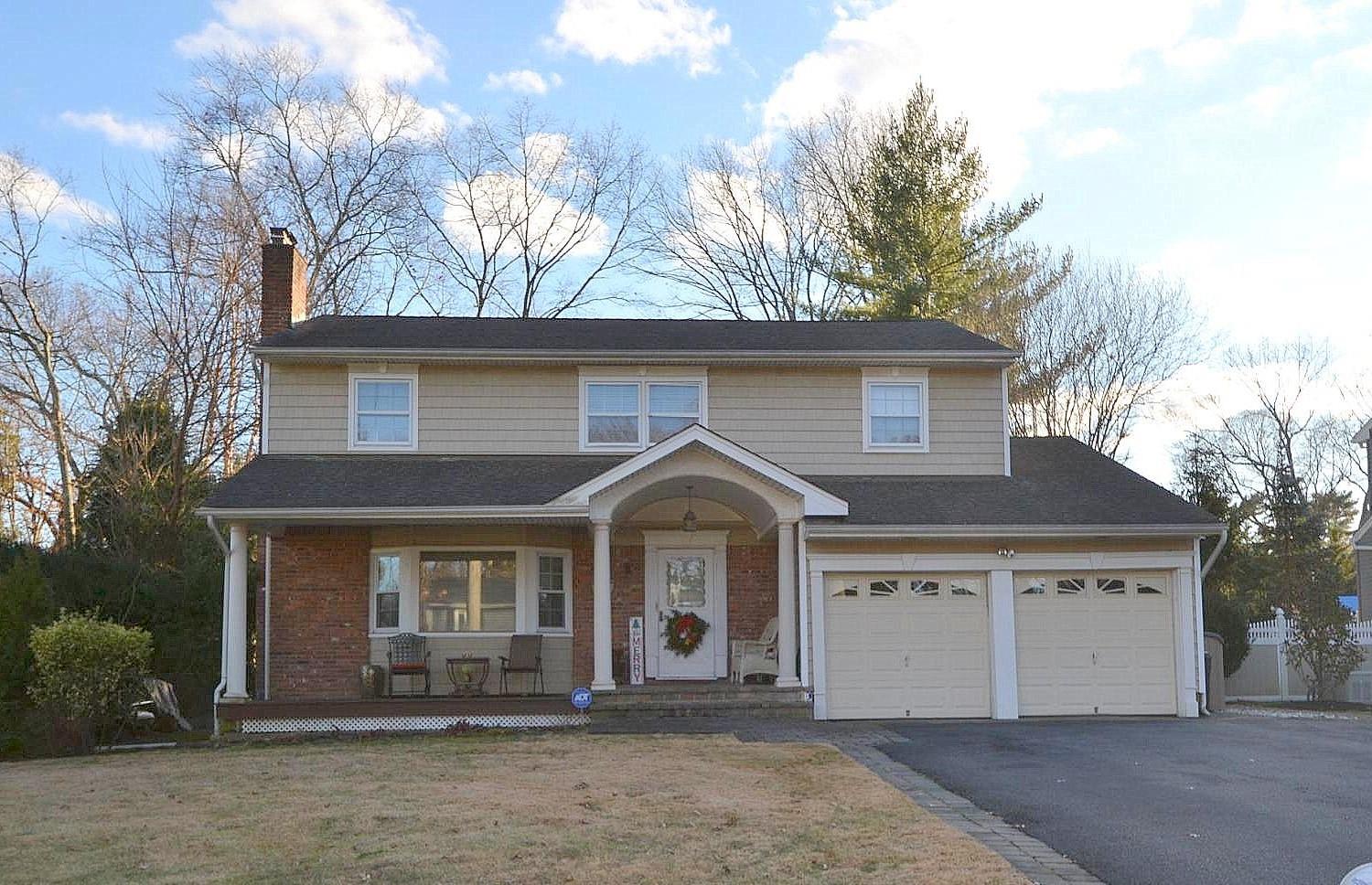 View of front of home with covered porch