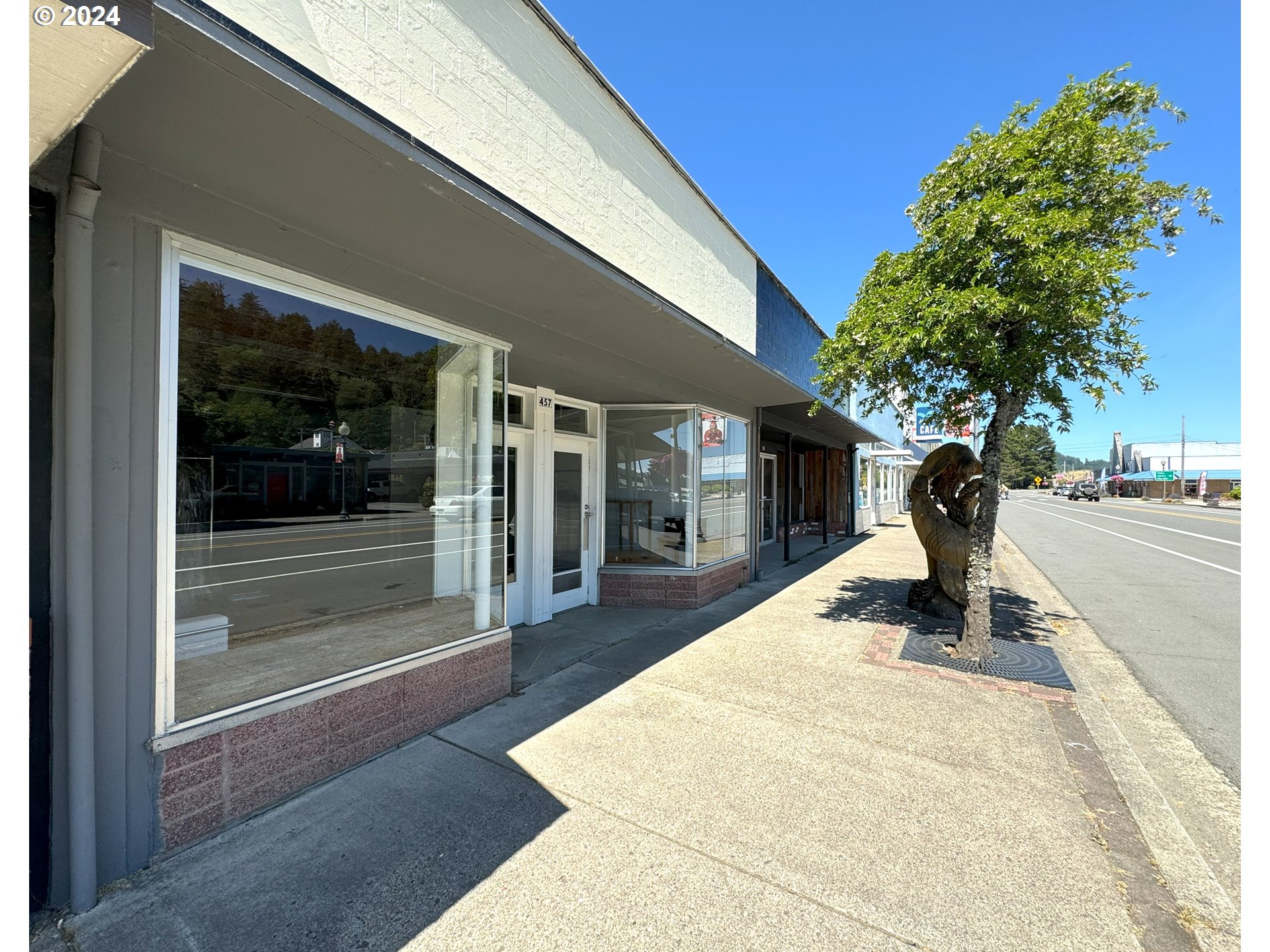 a view of a lobby with a porch