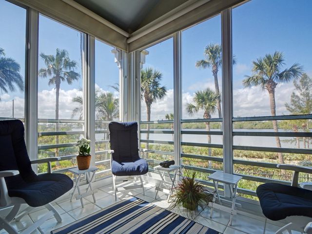 $9,000 | 8725 Lakeside Boulevard, Unit 306 | Oceanside