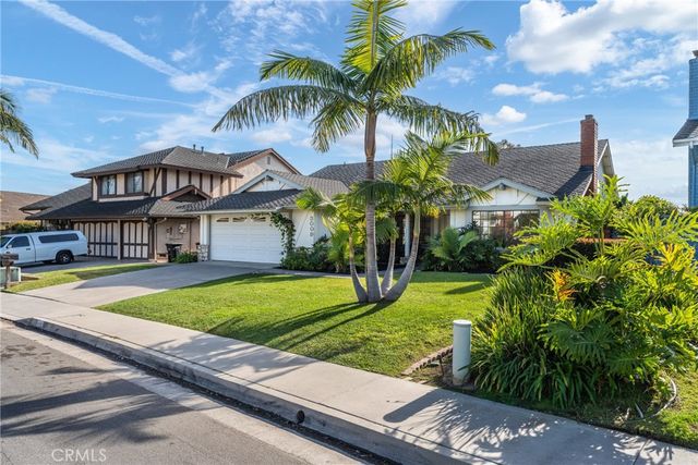 $1,299,000 | 3009 Calle Juarez | Coast District